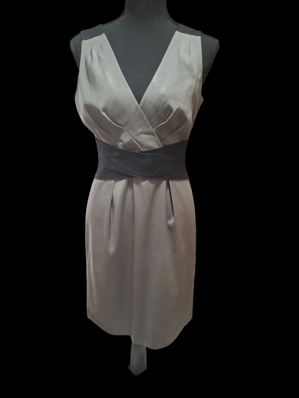 Banana Republic Sleeveless Wrap-Style Dress in Light Gray with Black Waistband